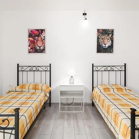 Celeste Apartamento Orosei